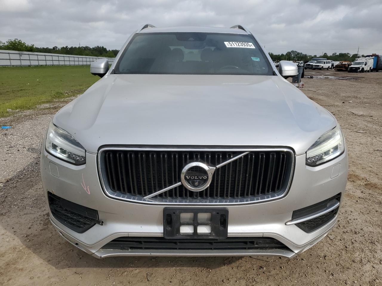 2016 VOLVO XC90