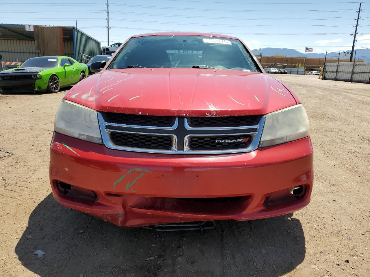 2013 DODGE Avenger