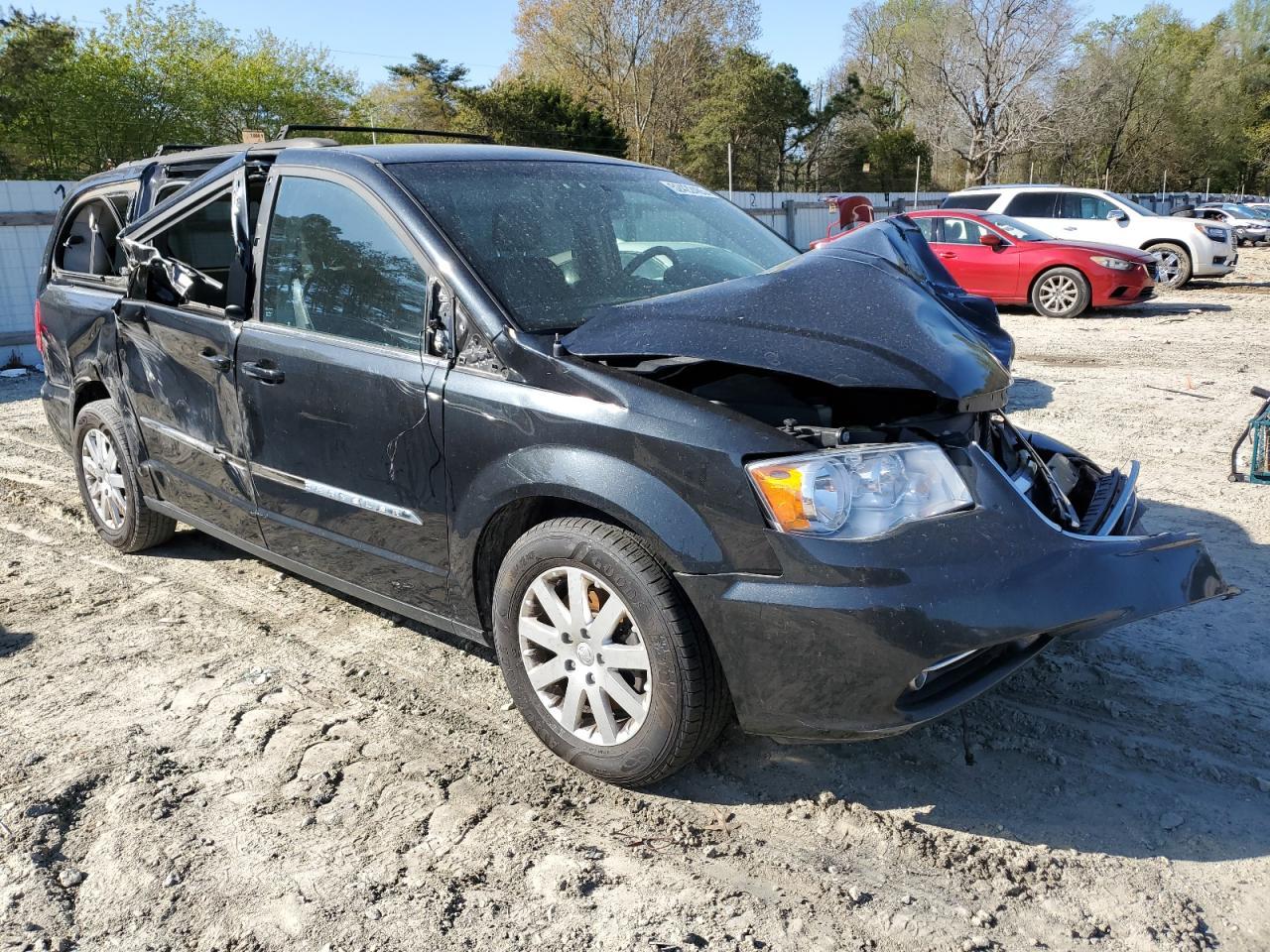 2016 CHRYSLER Town & Country