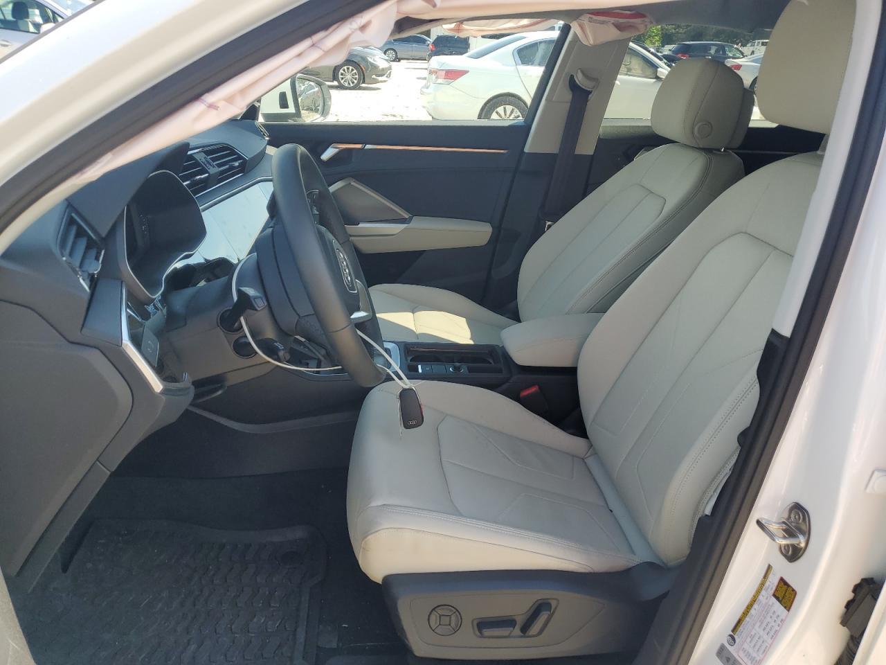 2024 AUDI Q3