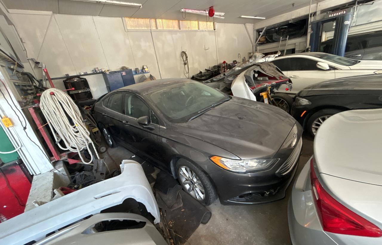 2017 FORD FUSION