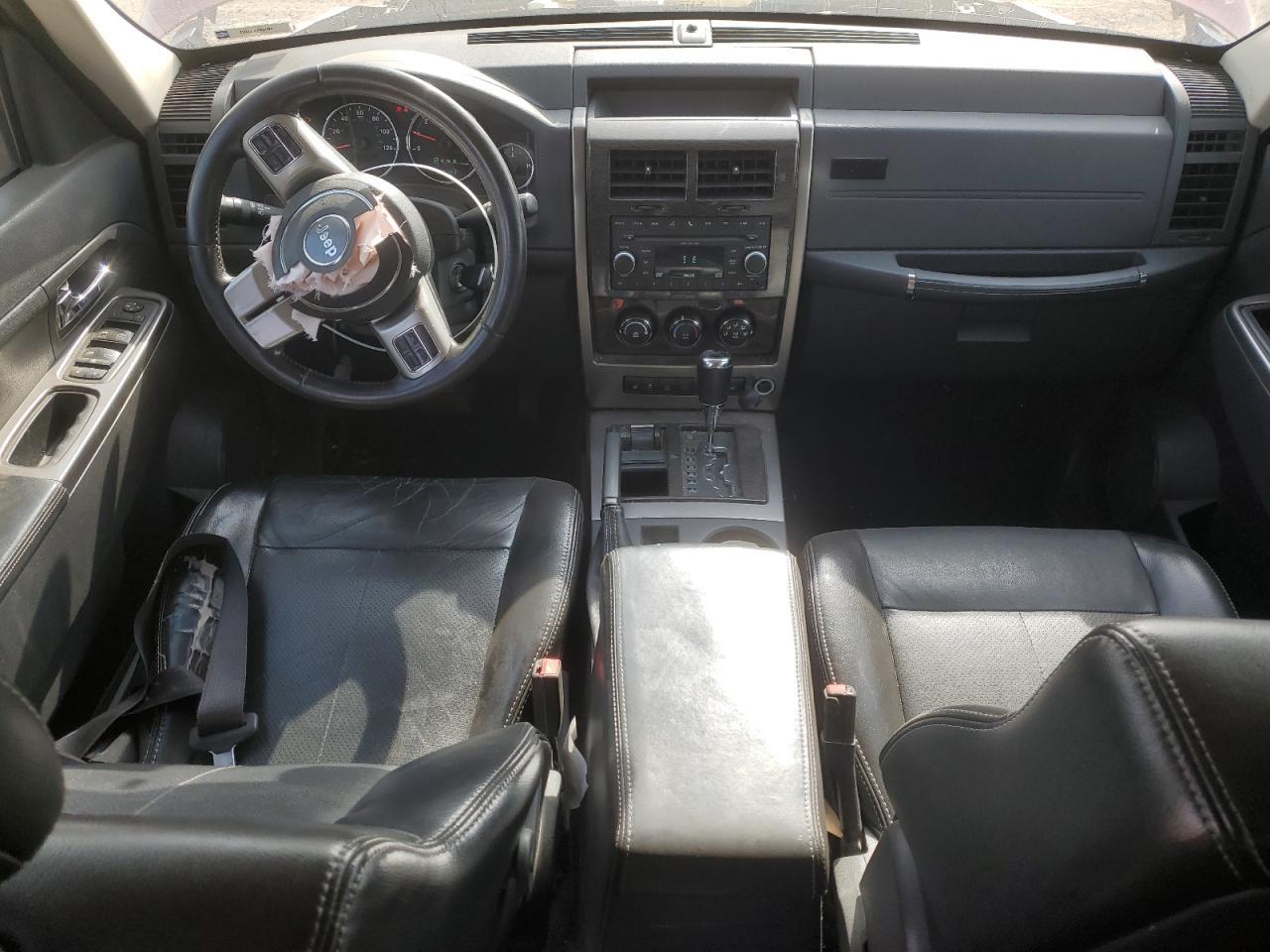2012 JEEP Liberty