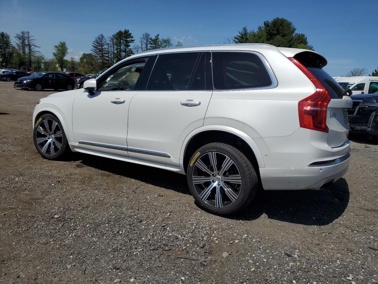 2020 VOLVO XC90