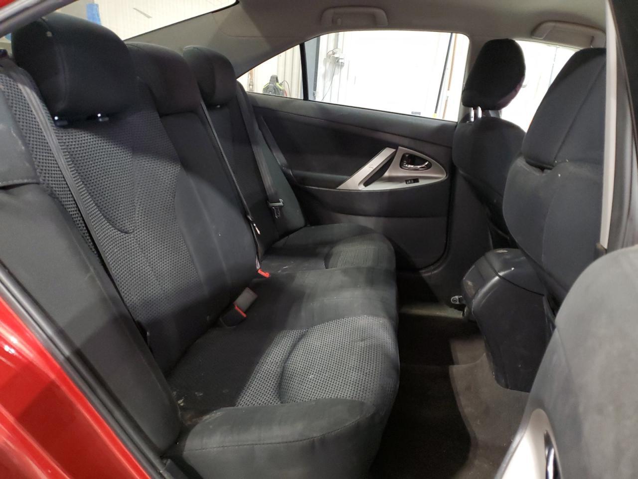 2010 TOYOTA CAMRY
