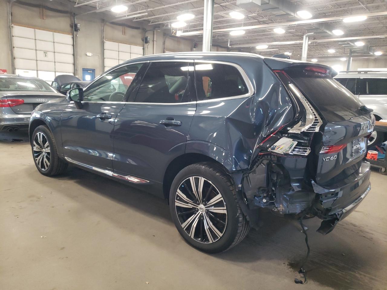 2023 VOLVO XC60