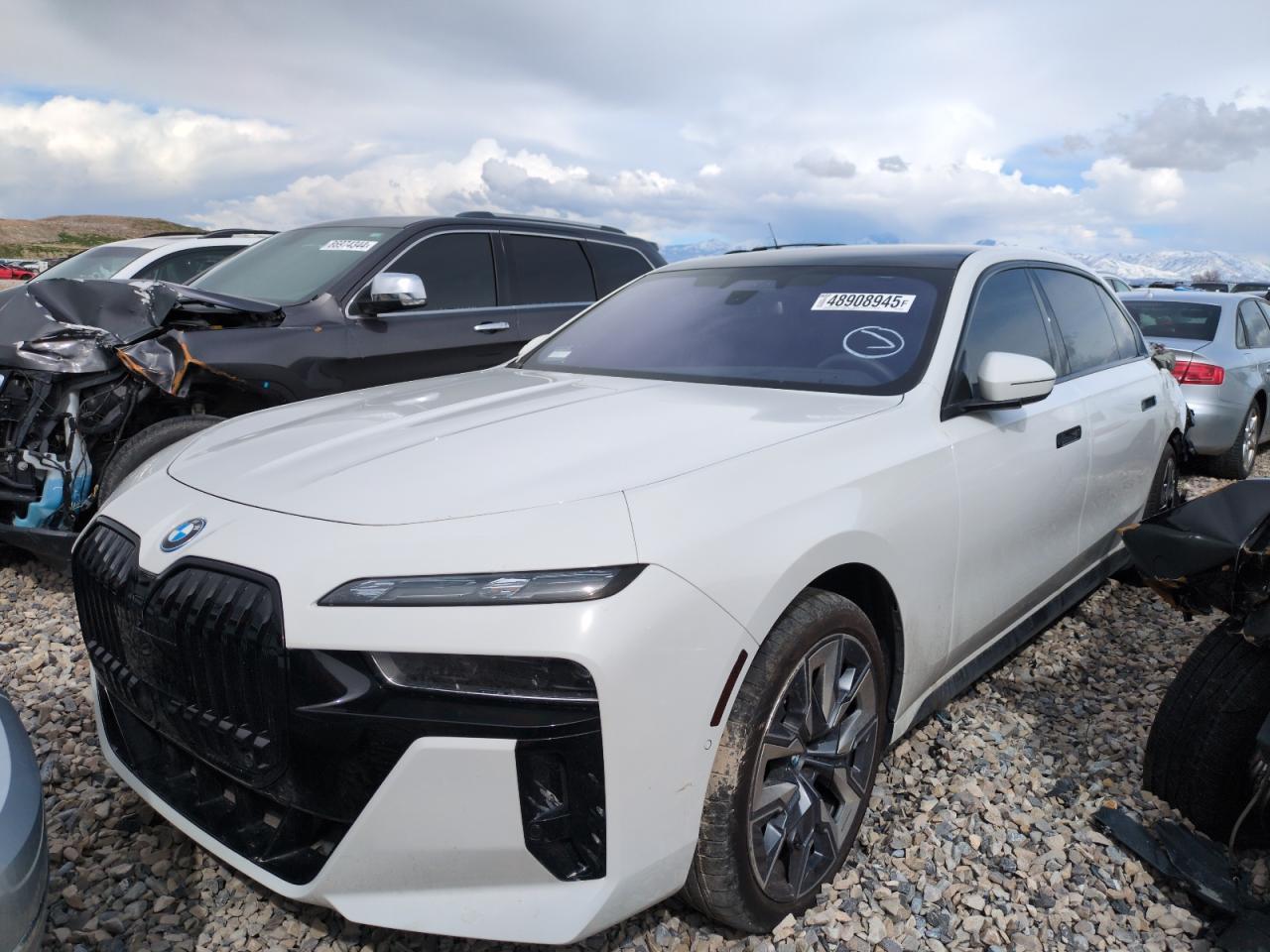 2023 BMW i7