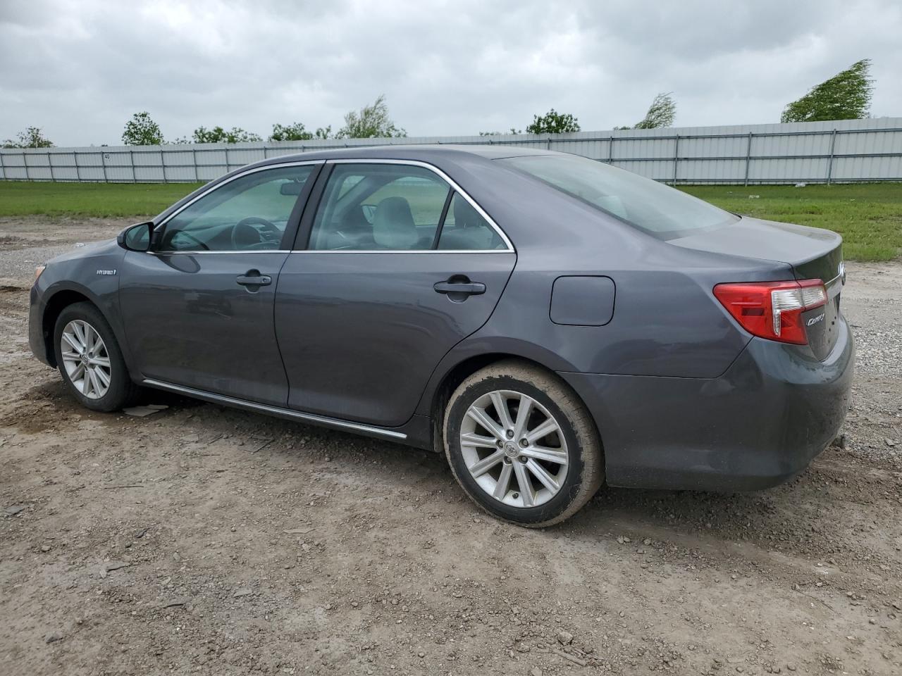 2013 TOYOTA CAMRY