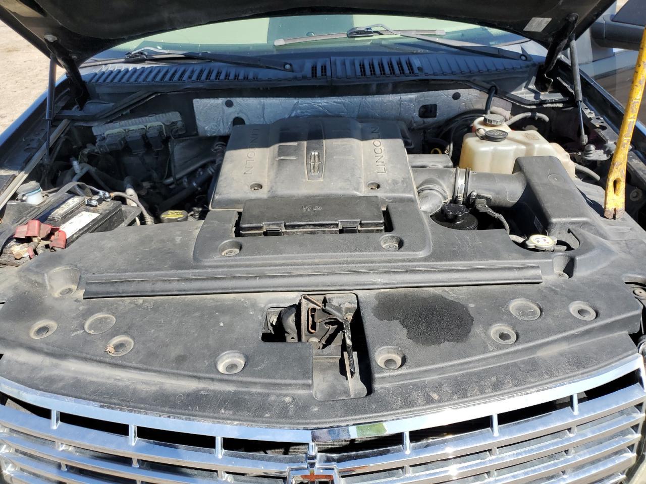 2012 LINCOLN Navigator
