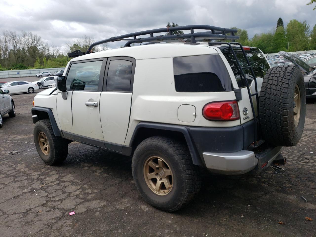 2010 TOYOTA FJ Cruiser