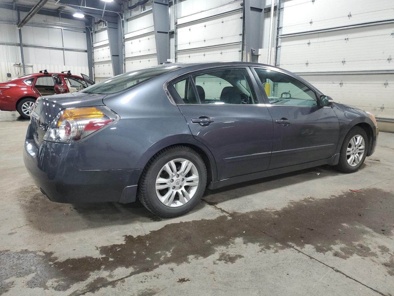 2010 NISSAN ALTIMA