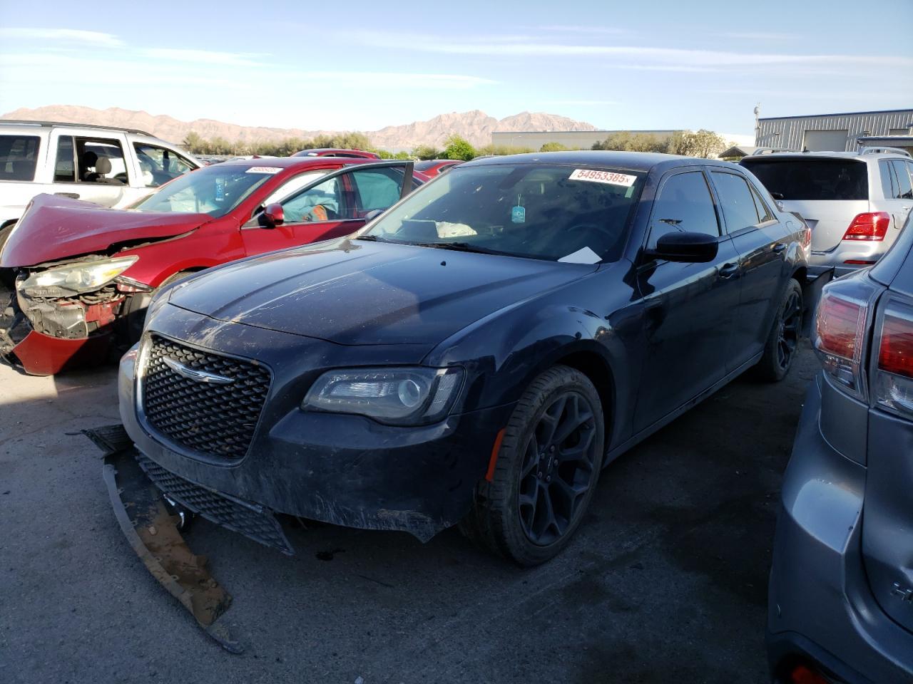 2019 CHRYSLER 300