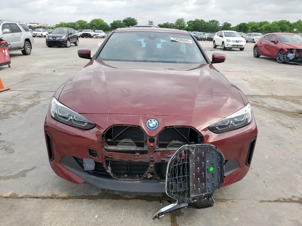 2024 BMW i4