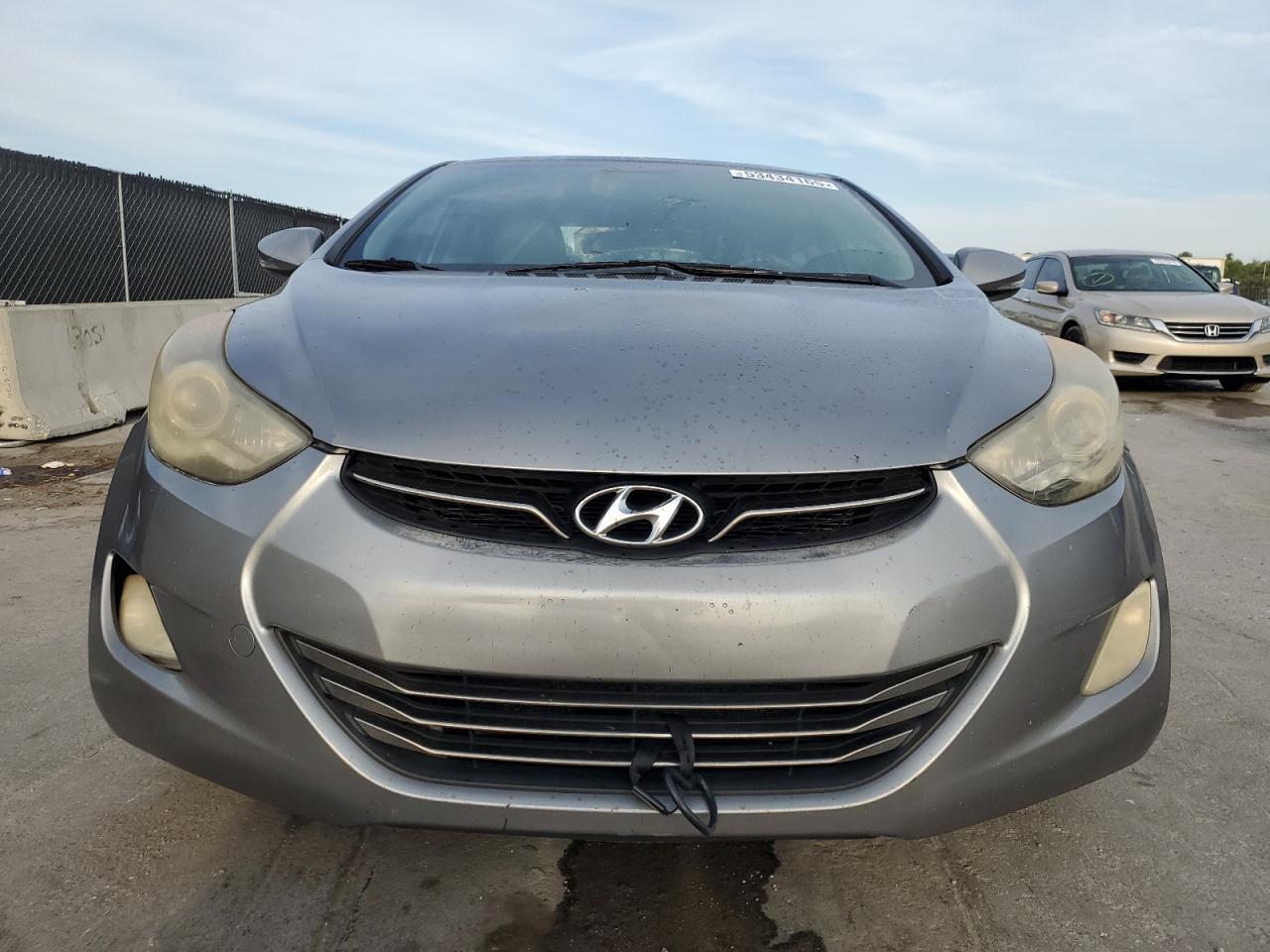 2012 HYUNDAI ELANTRA