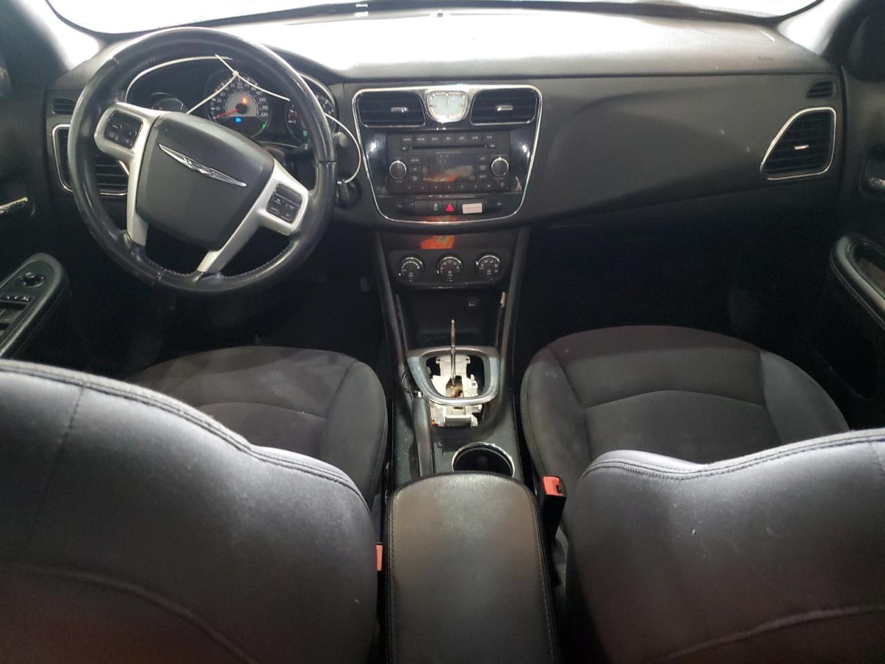 2013 CHRYSLER 200