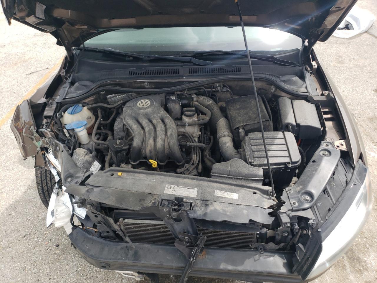 2015 VOLKSWAGEN JETTA