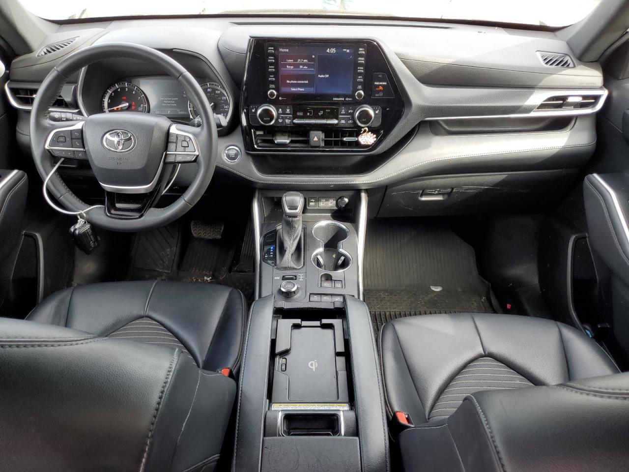 2022 TOYOTA HIGHLANDER