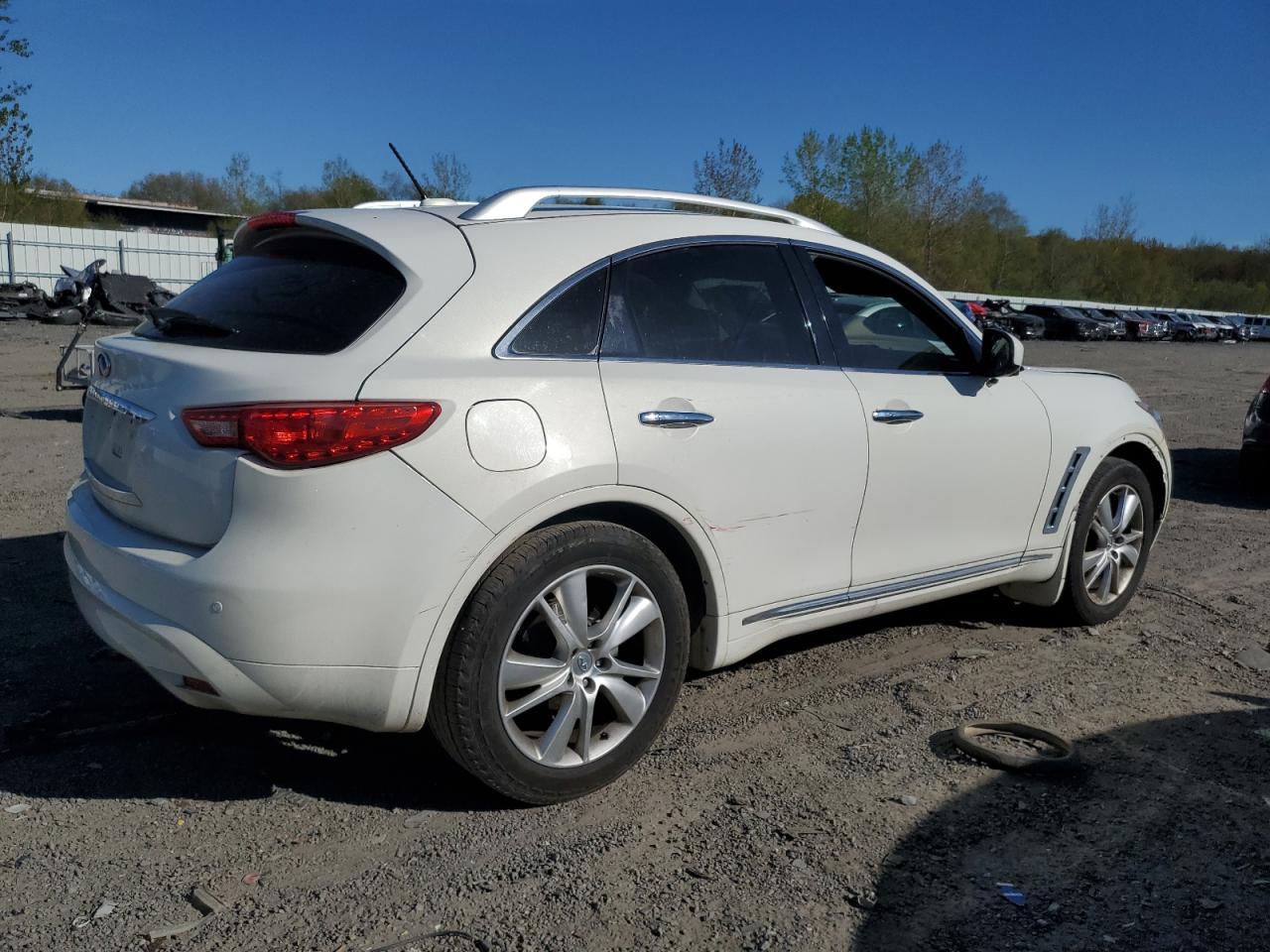 2012 INFINITI FX35