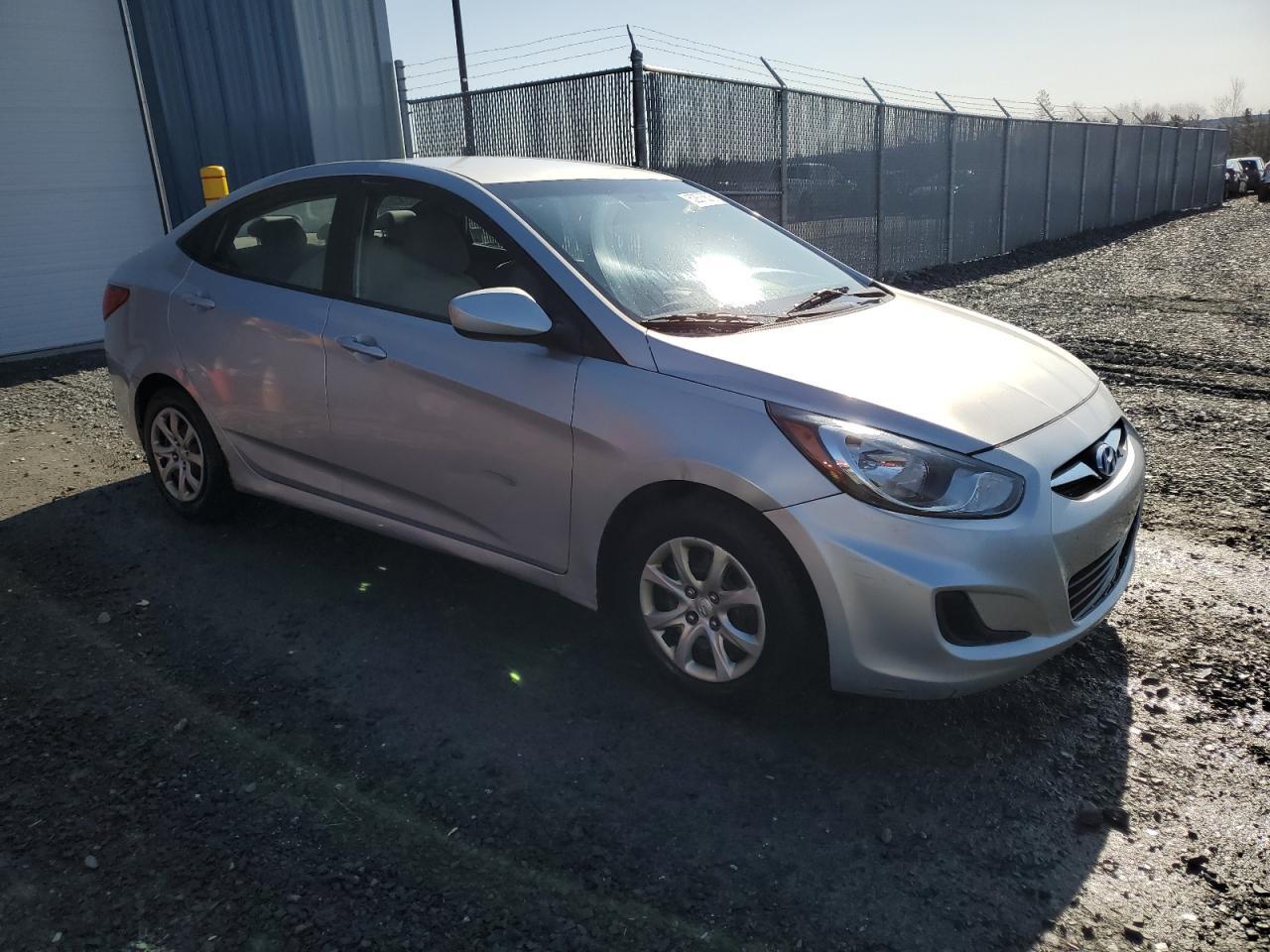 2013 HYUNDAI ACCENT