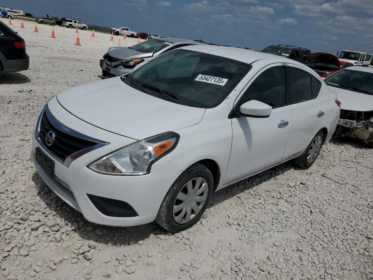 2018 NISSAN VERSA