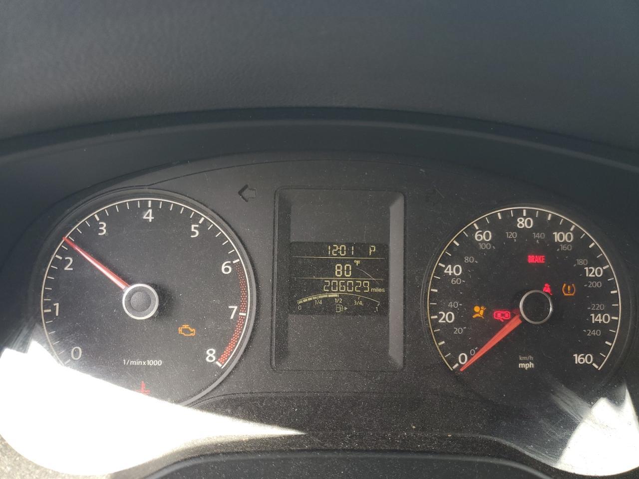 2011 VOLKSWAGEN JETTA
