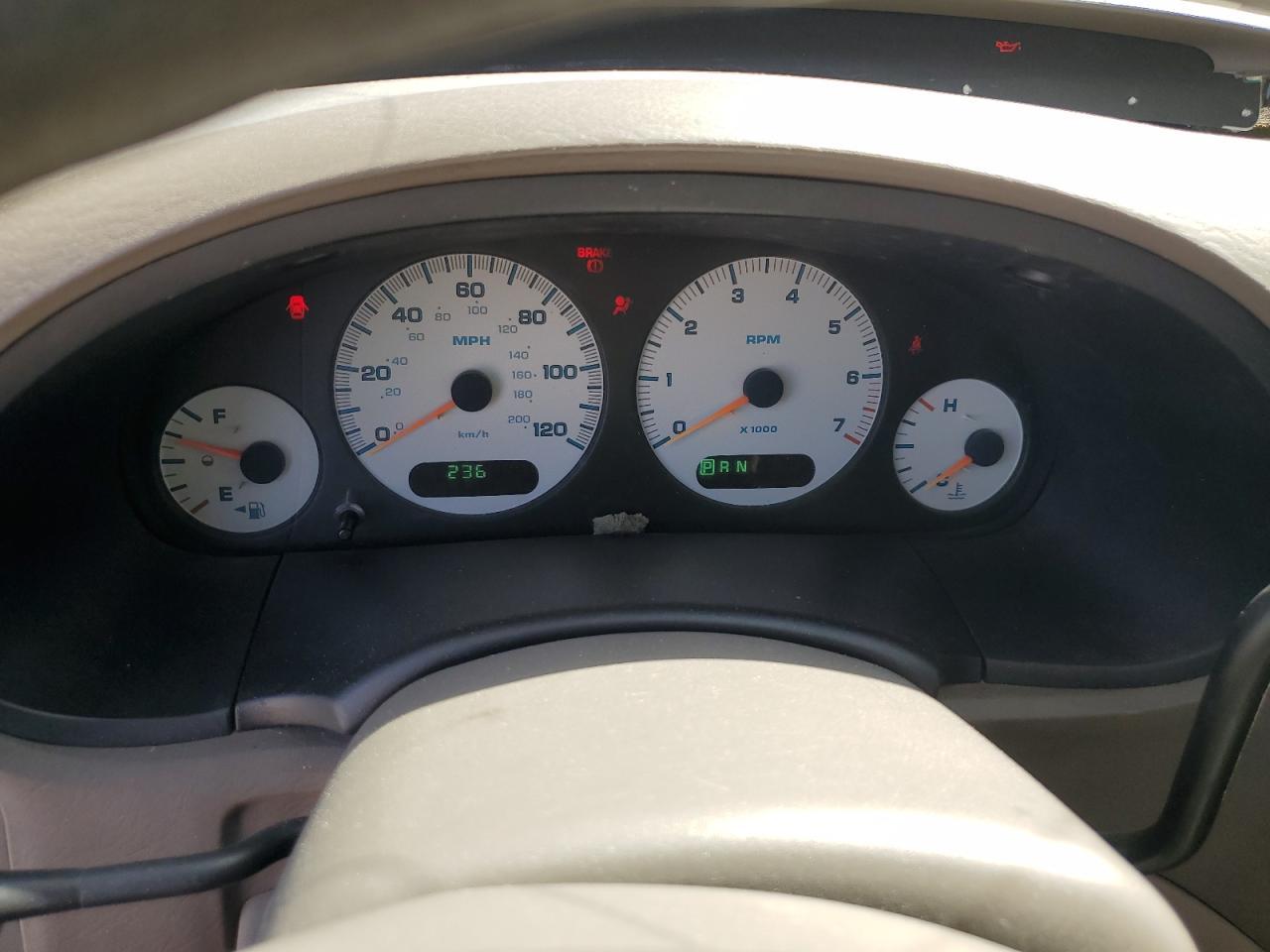 2002 DODGE CARAVAN
