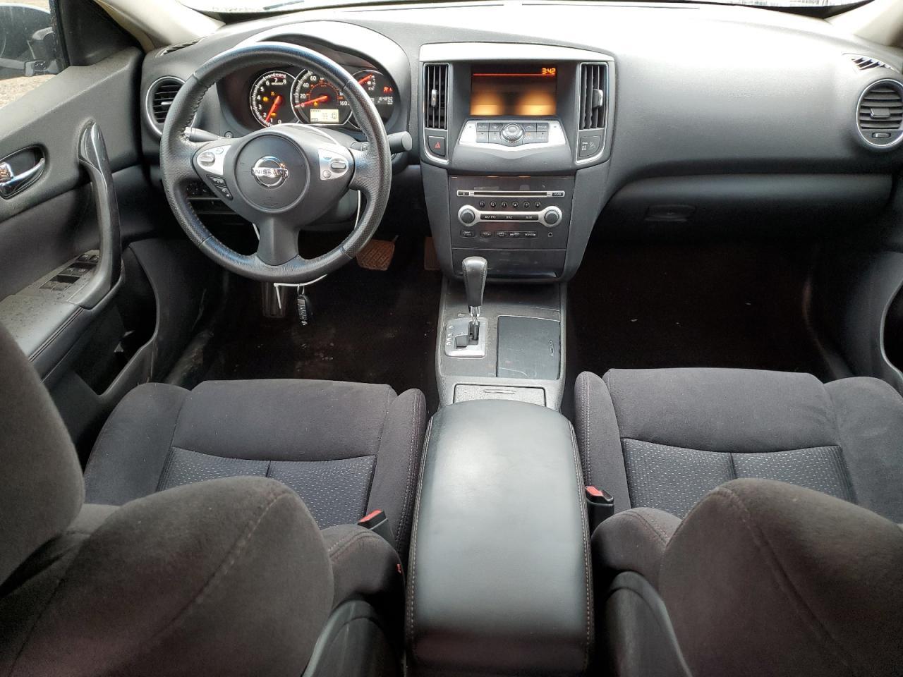 2014 NISSAN Maxima