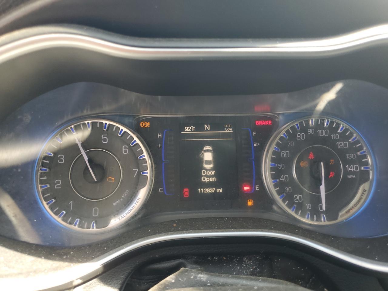 2015 CHRYSLER 200
