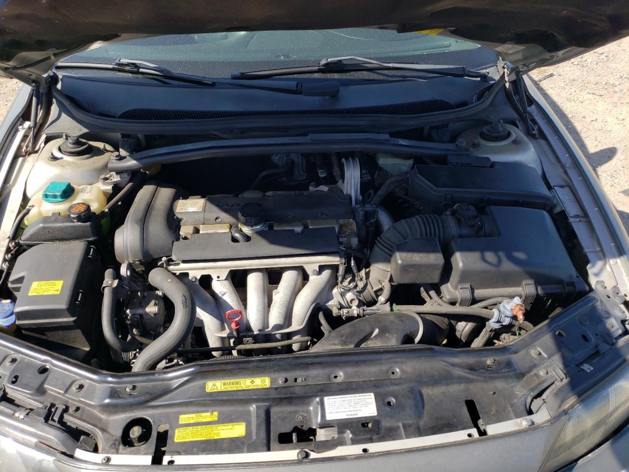 2004 VOLVO S60