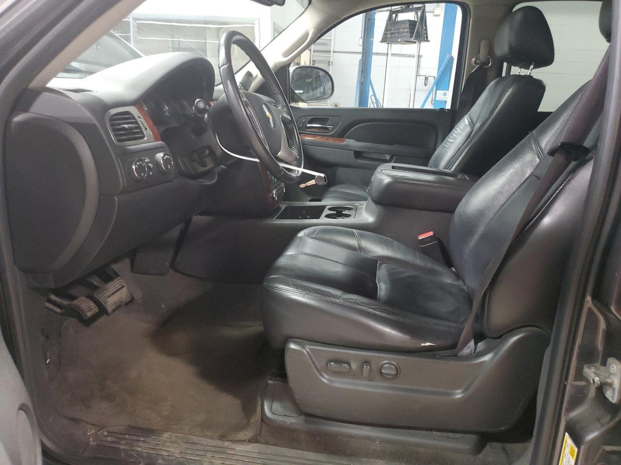 2011 CHEVROLET Tahoe