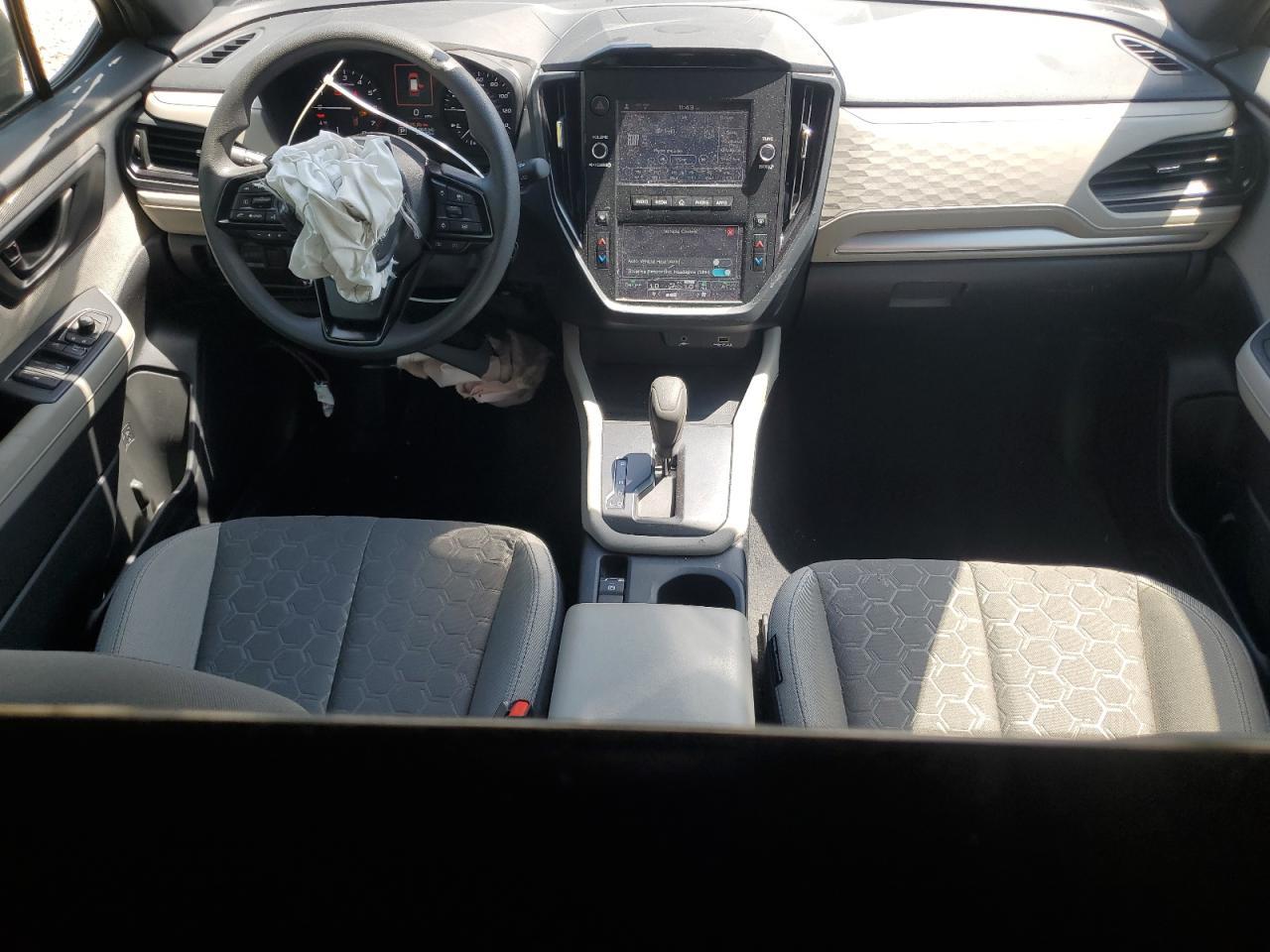 2025 SUBARU FORESTER