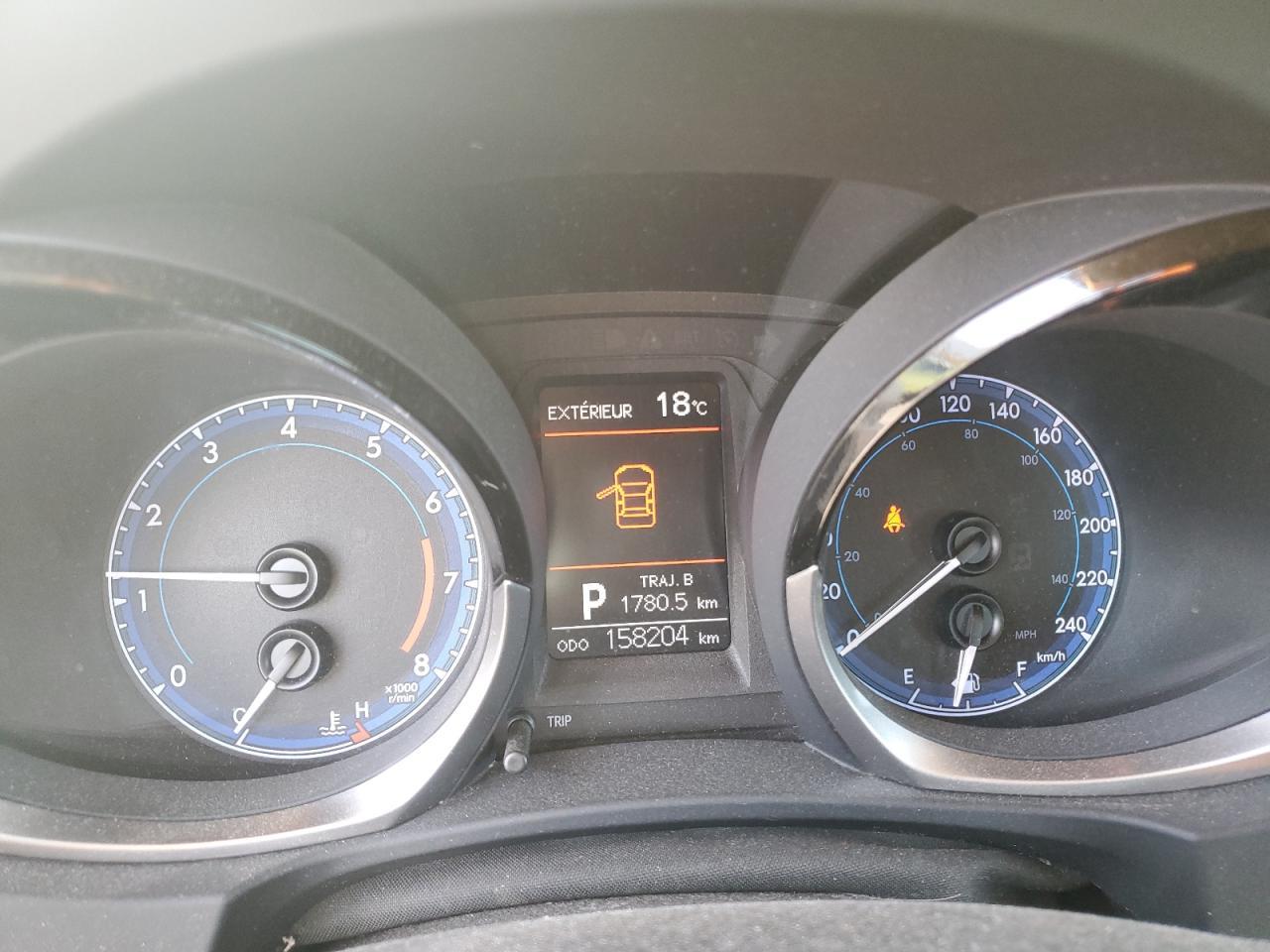 2016 TOYOTA COROLLA