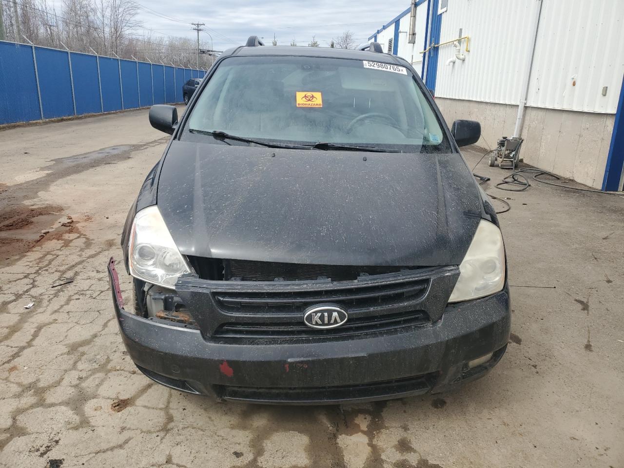 2008 KIA SEDONA