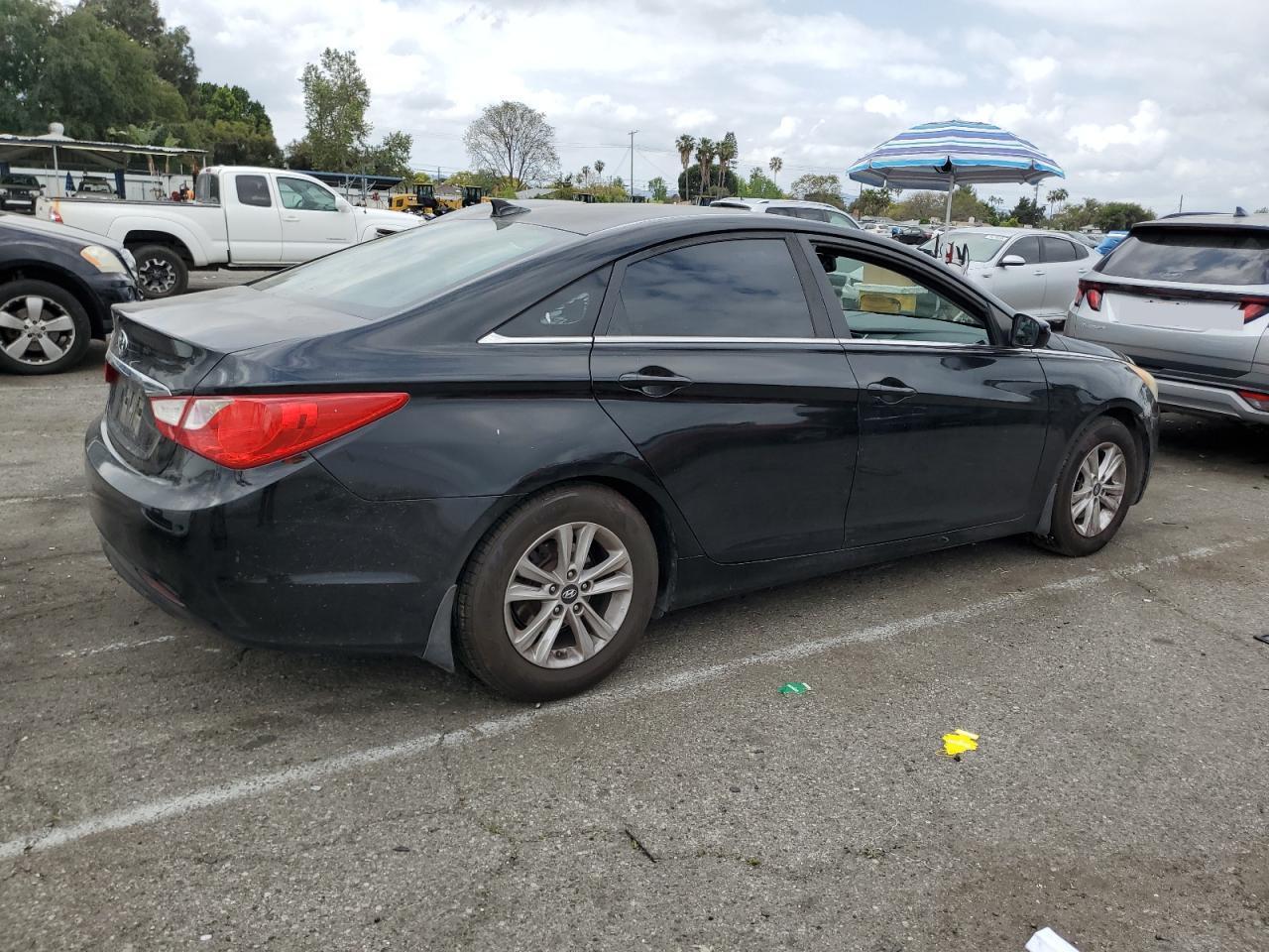 2013 HYUNDAI SONATA