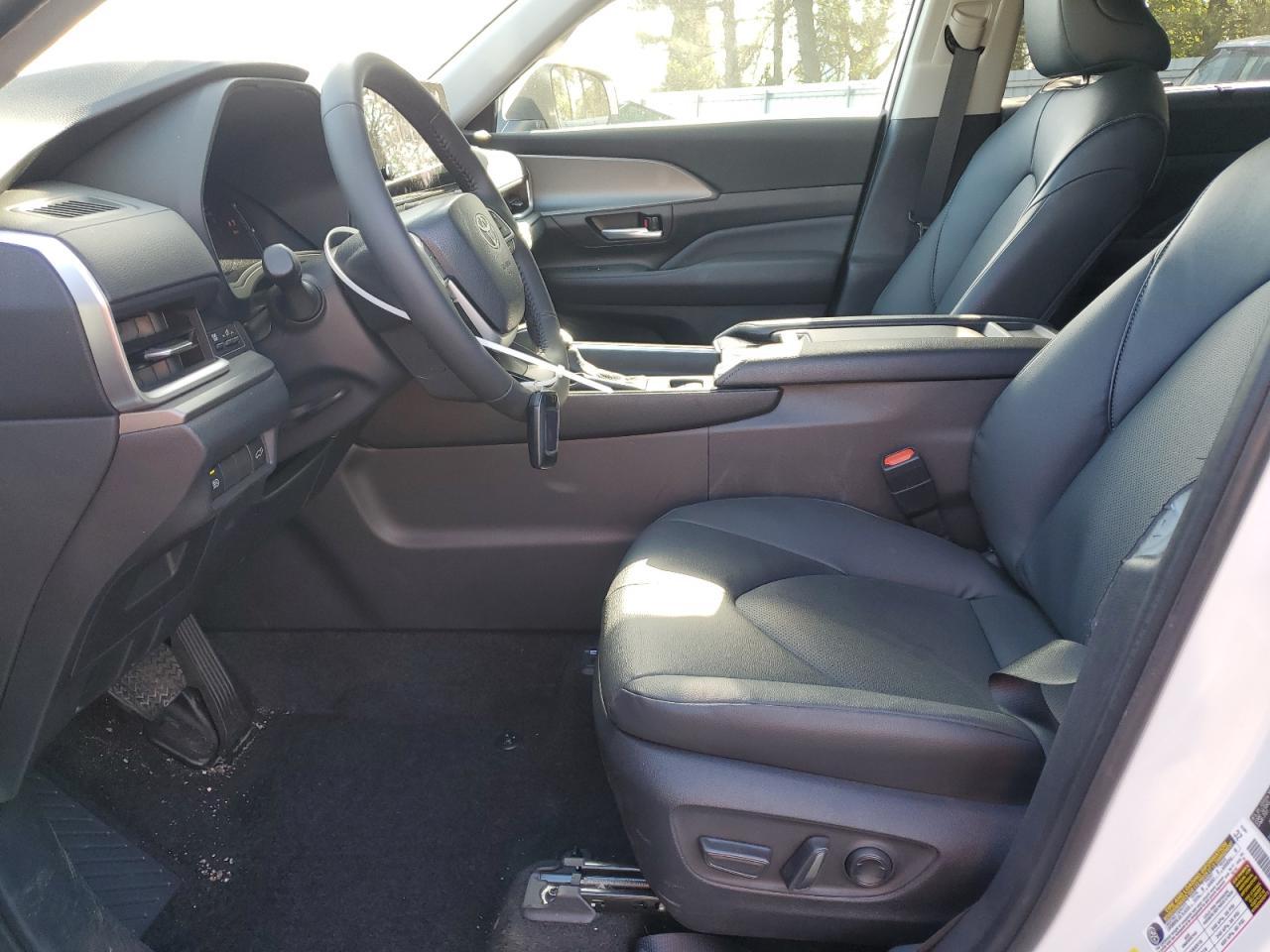 2025 TOYOTA HIGHLANDER