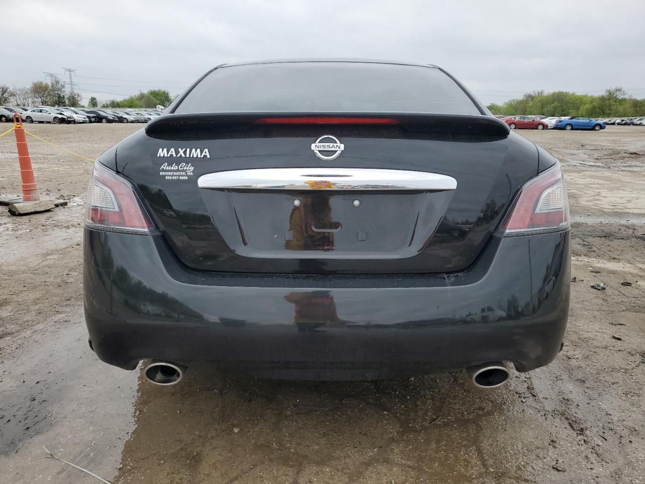 2012 NISSAN Maxima