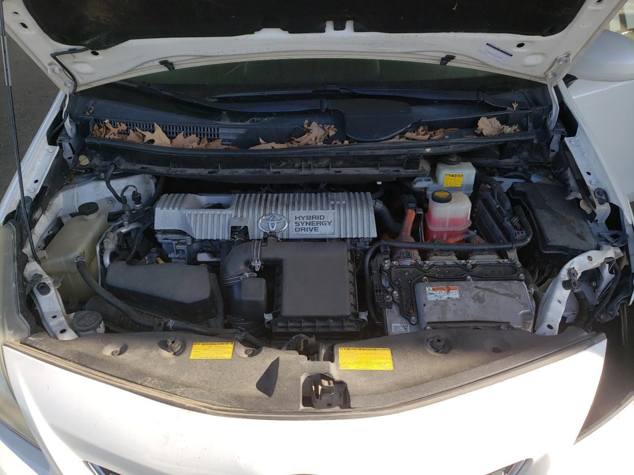 2013 TOYOTA PRIUS