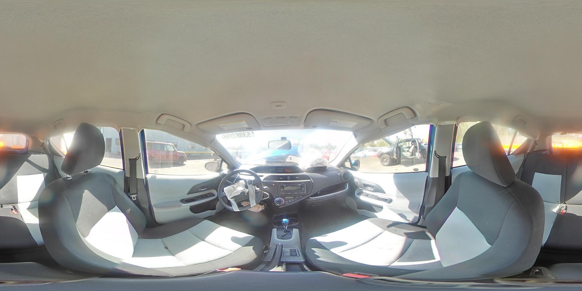 2014 TOYOTA PRIUS