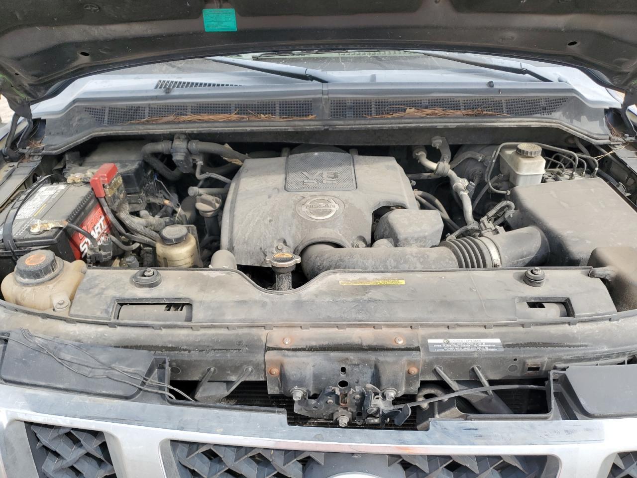 2011 NISSAN Titan
