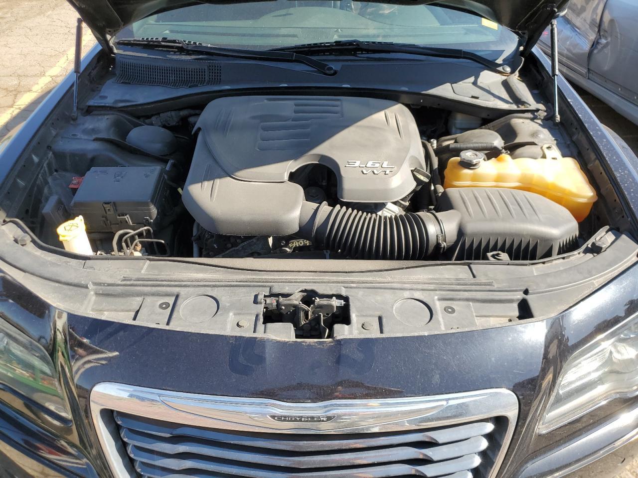 2013 CHRYSLER 300