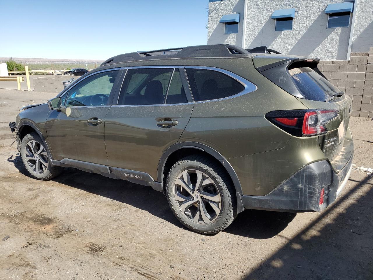 2020 SUBARU Outback