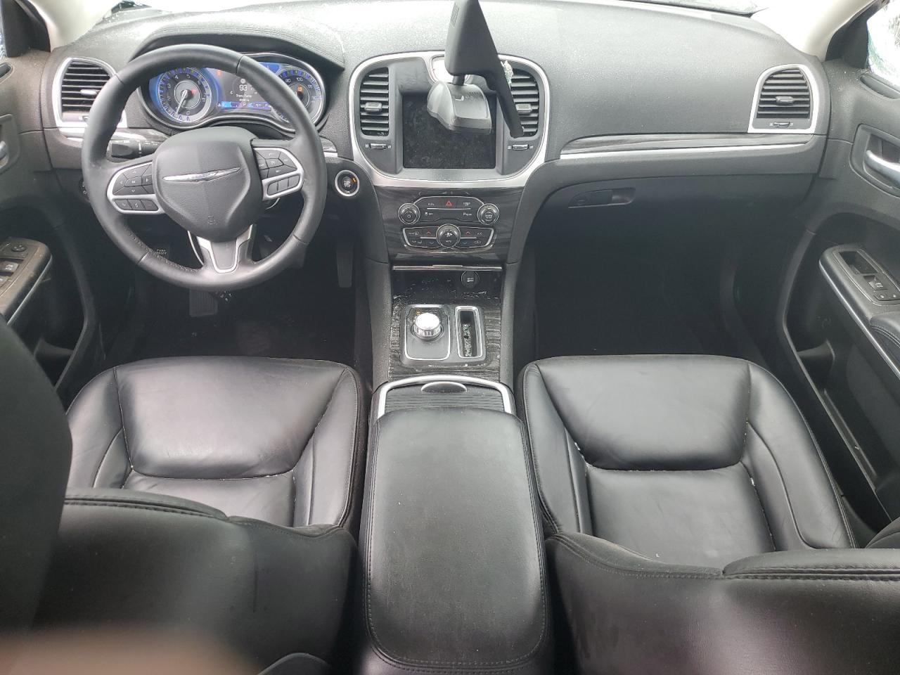 2021 CHRYSLER 300