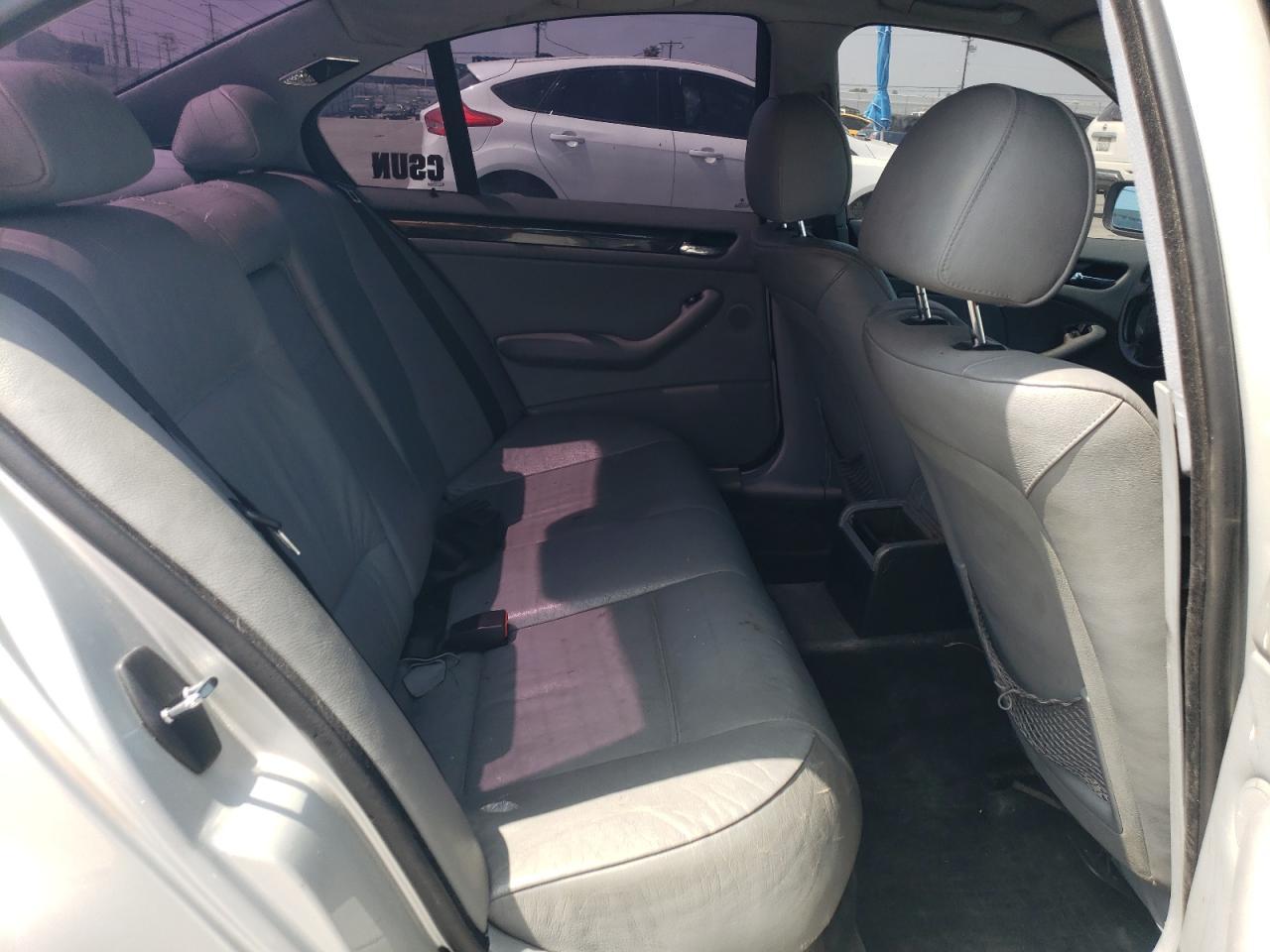 2002 BMW 3 SERIES