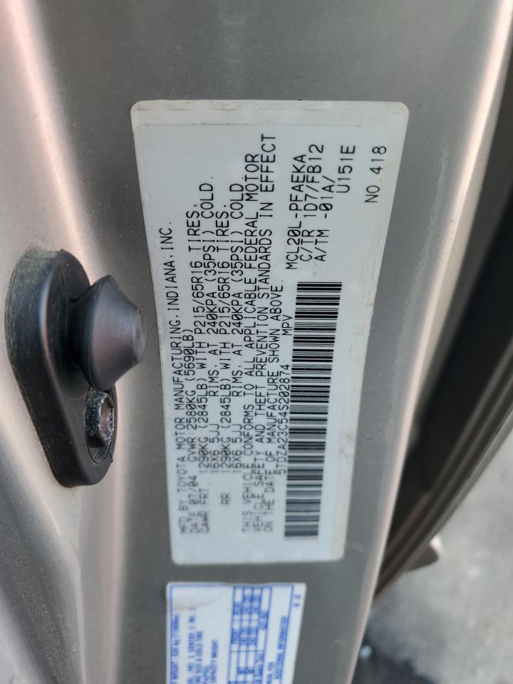 2004 TOYOTA SIENNA