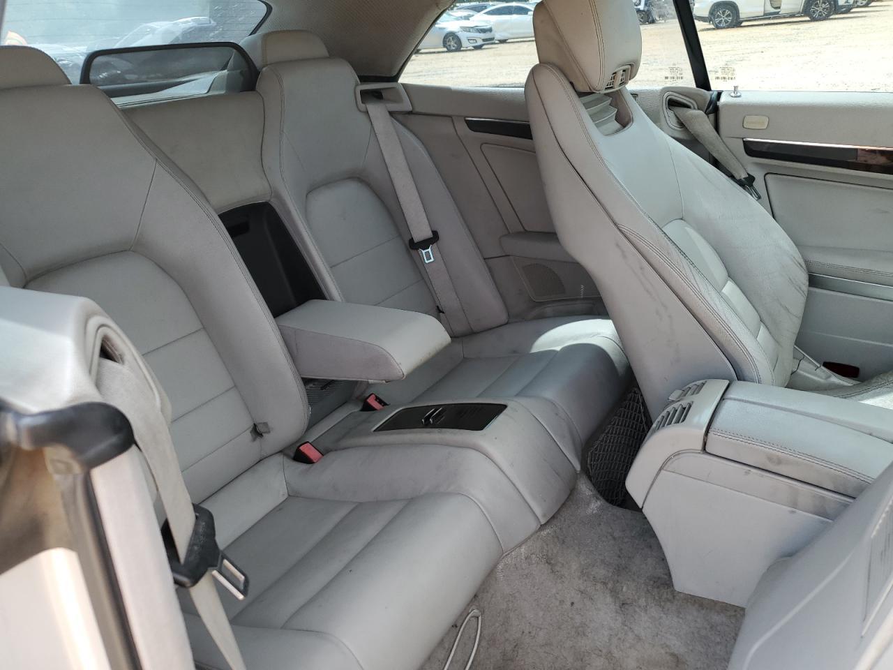 2011 MERCEDES-BENZ E-Class