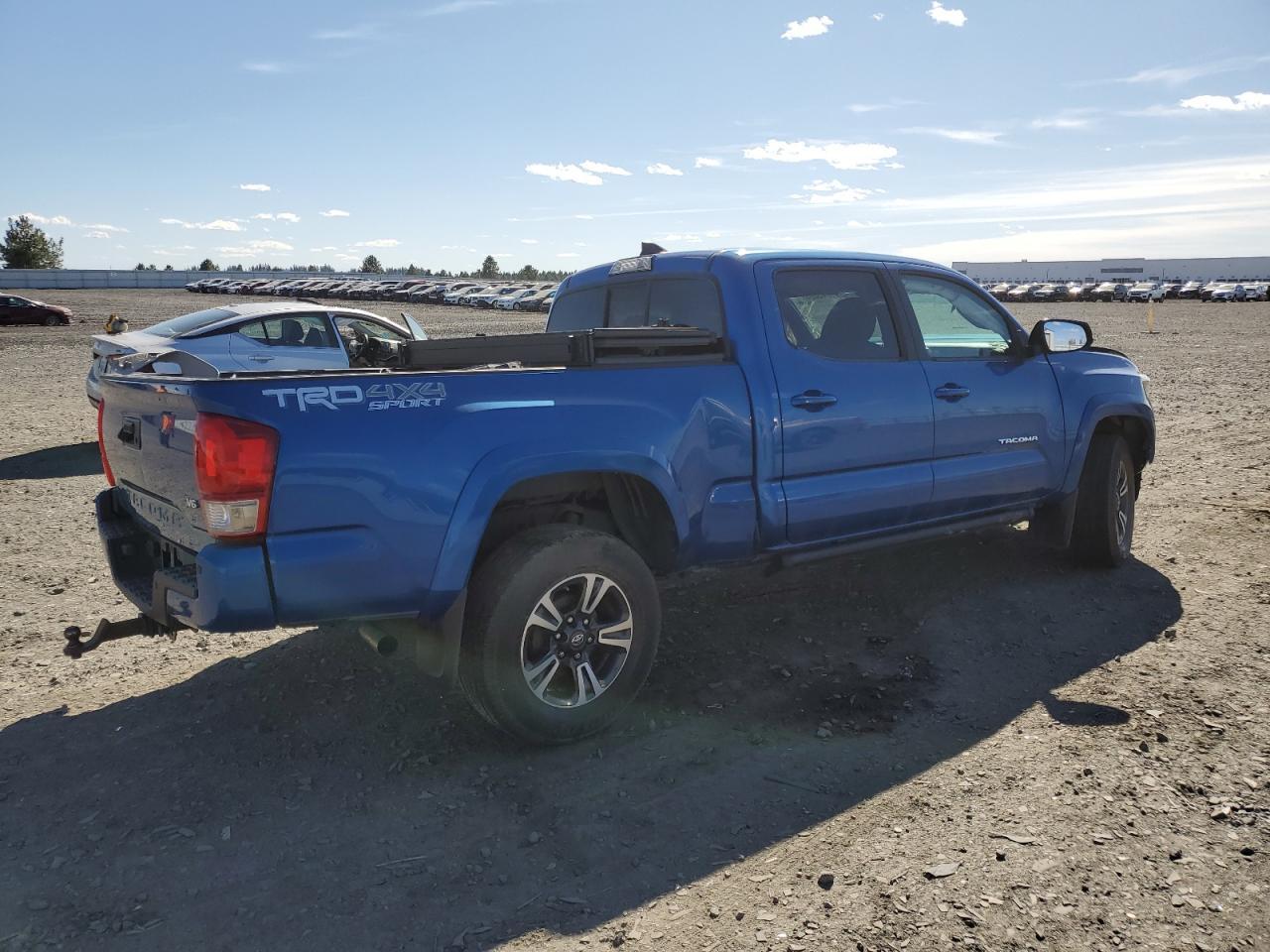 2016 TOYOTA TACOMA