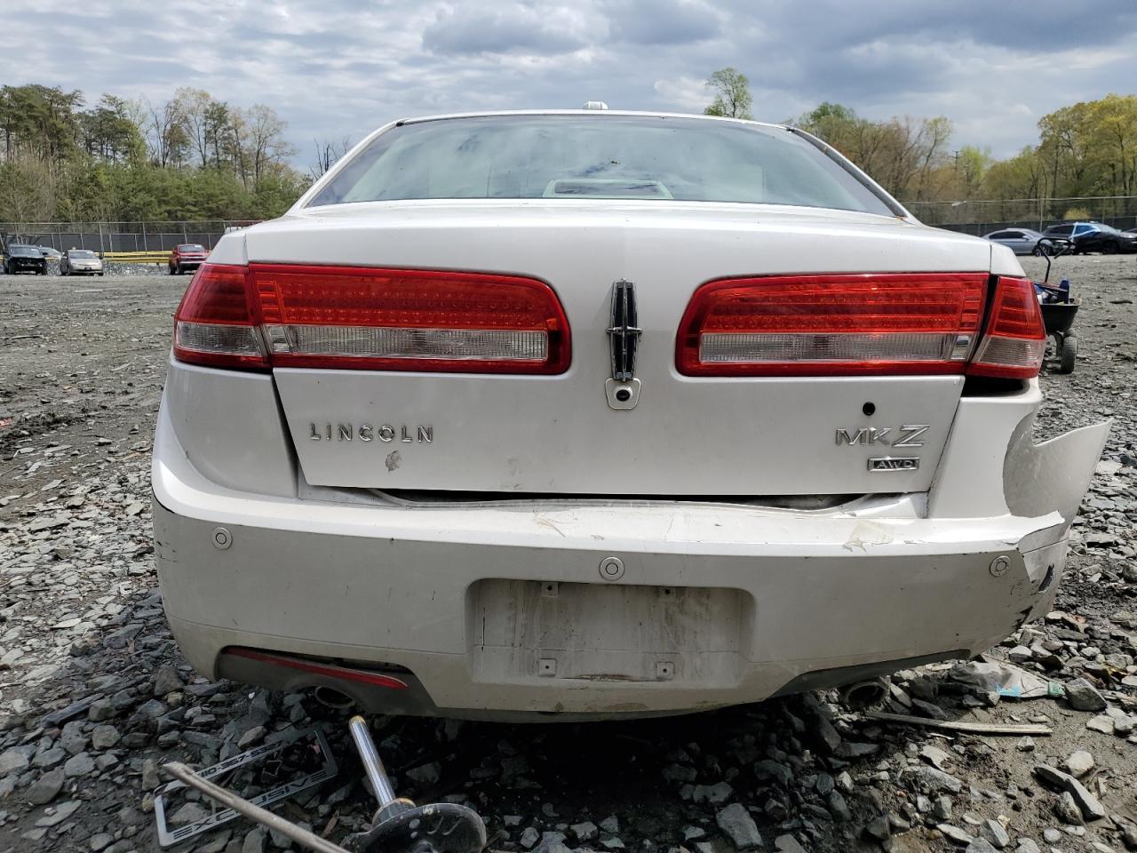 2011 LINCOLN MKZ