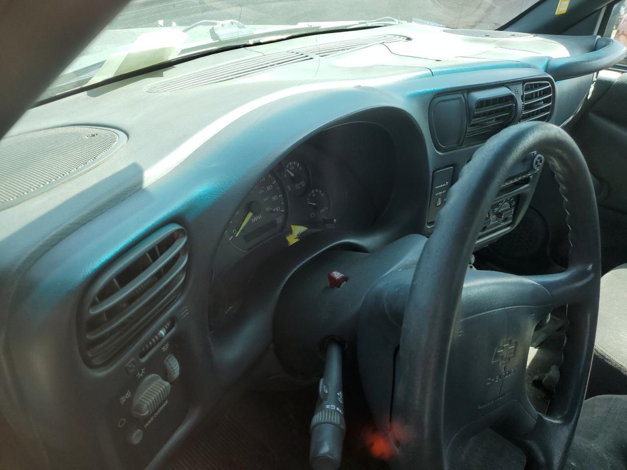 1998 CHEVROLET S10