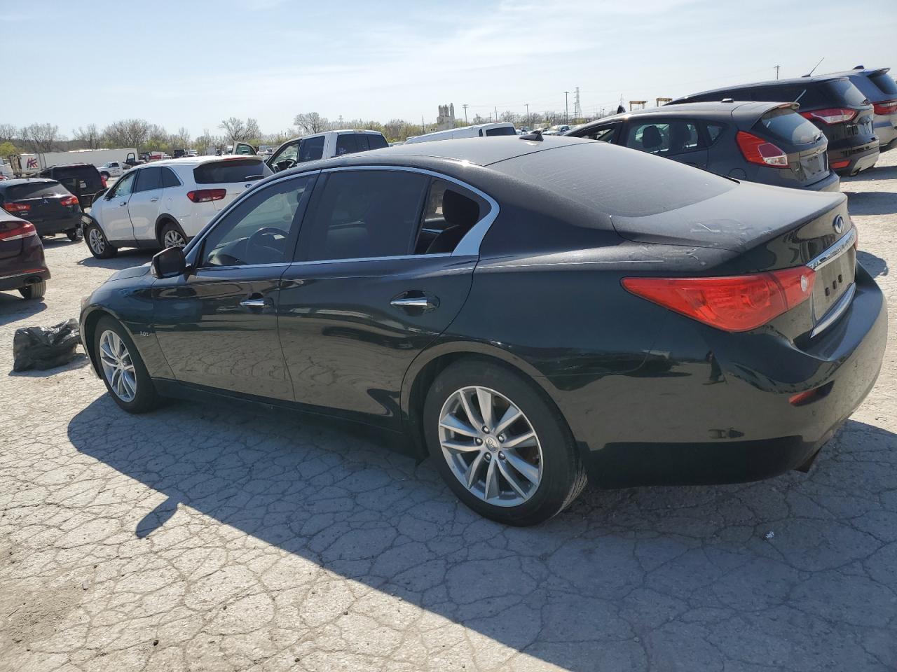 2016 INFINITI Q50