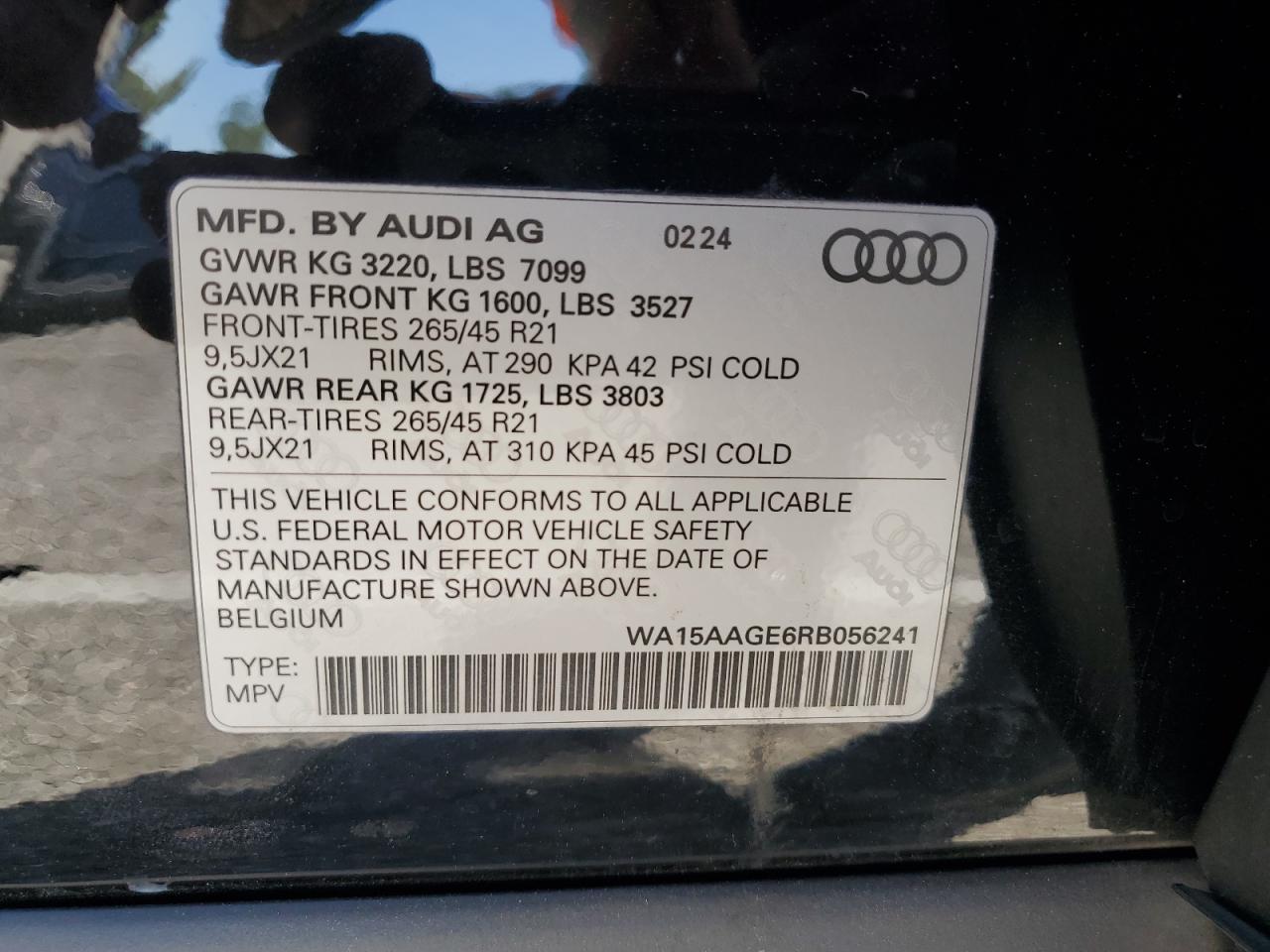 2024 AUDI Q8