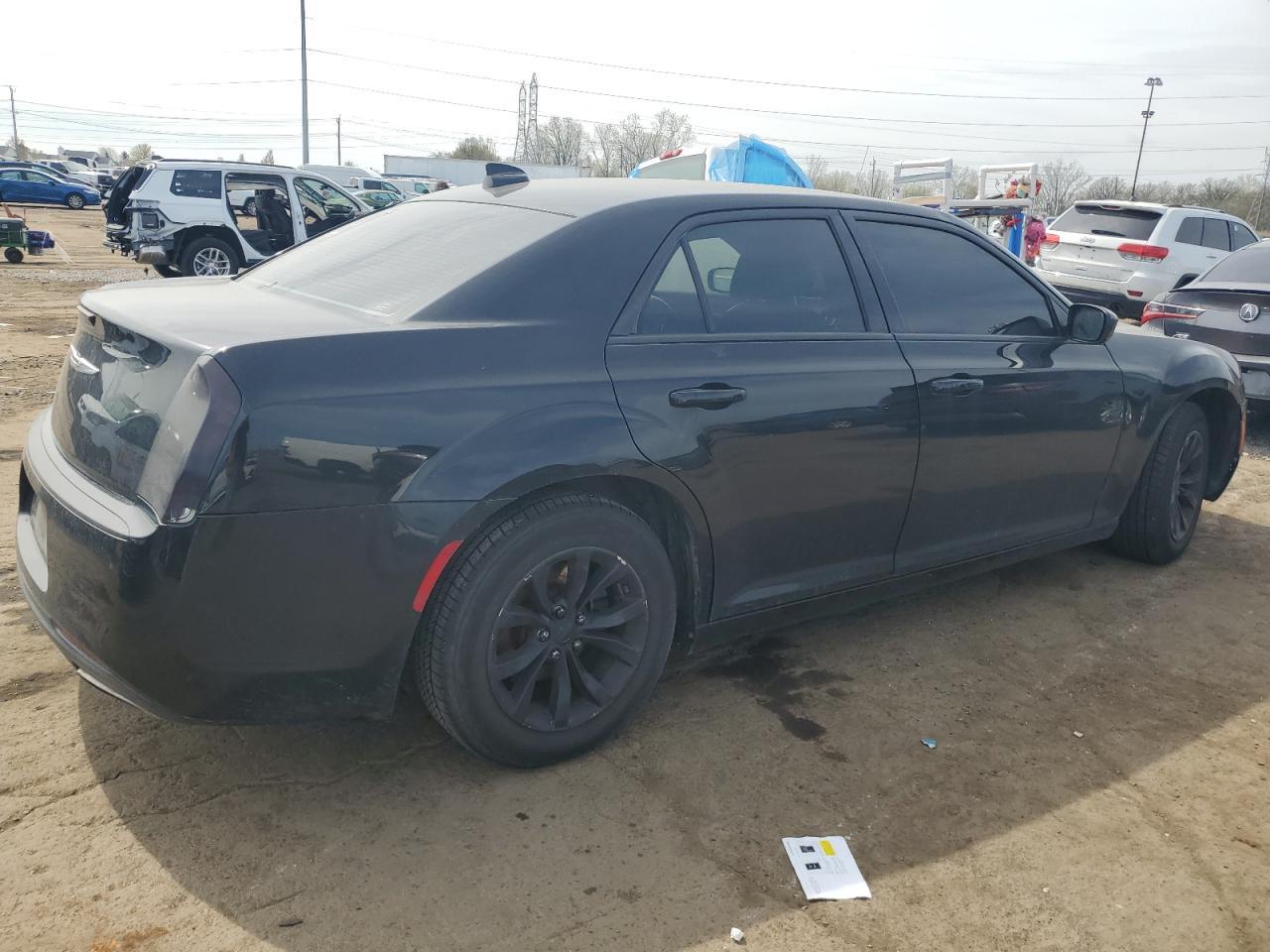 2015 CHRYSLER 300